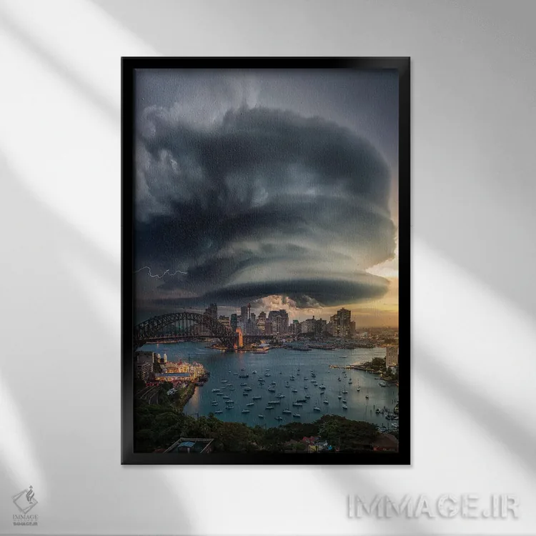 تابلو ابر ابرسلول سیدنی اثر برنت شاونور - نمای قابدار مشکی