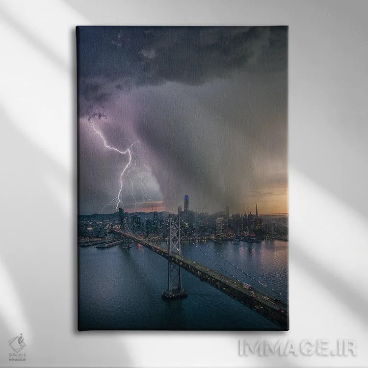 تابلو وحشت در سانفرانسیسکو اثر برنت شاونور - نمای روبهرو روی دیوار