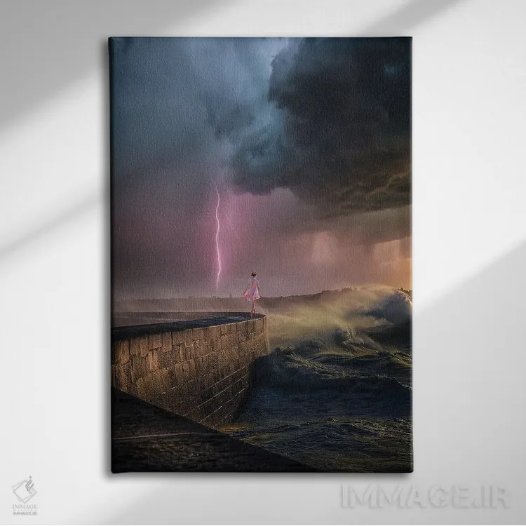 تابلو امواج لاتام (مکان) اثر برنت شاونور - نمای روبهرو روی دیوار