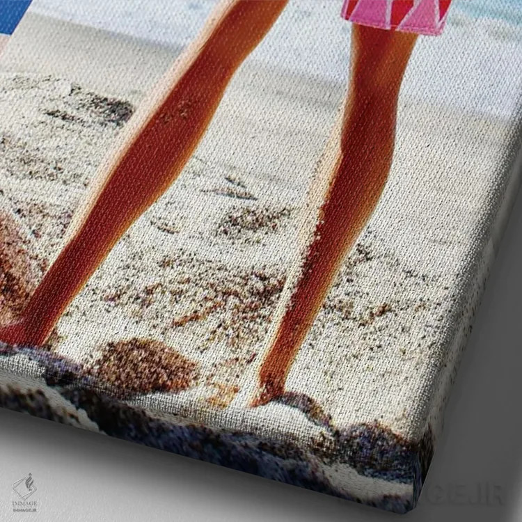 تابلو کن موجسوار (شخصیت اسباببازی باربی) اثر باربارا شیلد - نمای نزدیک بافت بوم