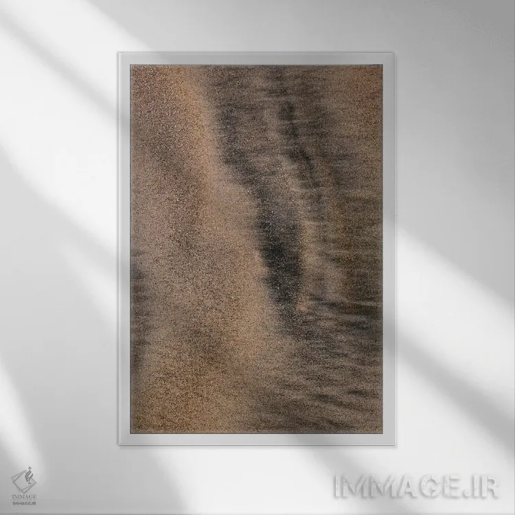 تابلو شن طلایی کرونا دو اثر بثانی یانگ - نمای قابدار سفید