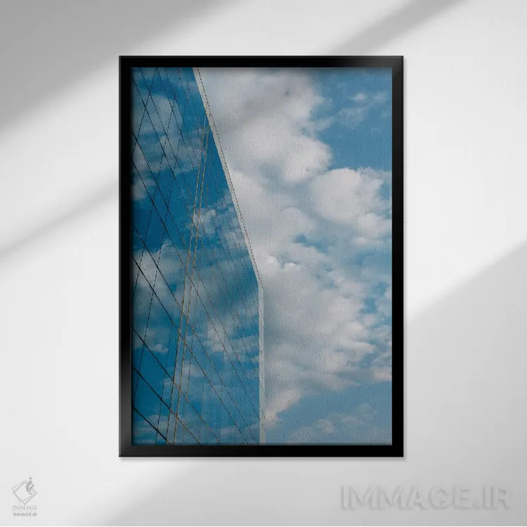 تابلو آبی بارسلونا دو اثر بثانی یانگ - نمای قابدار مشکی