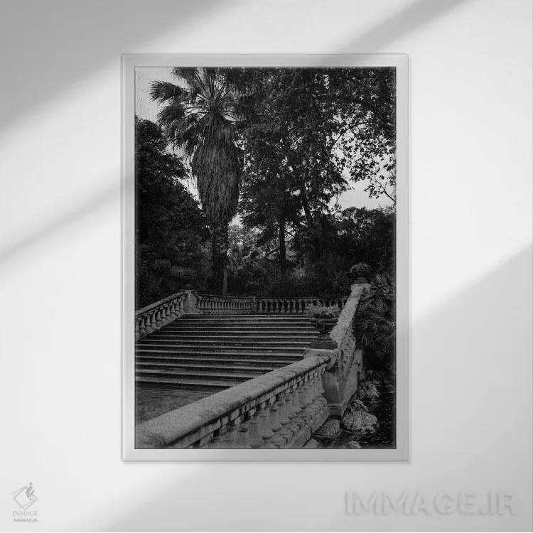 تابلو پارک سیوتادیا (در بارسلونا) اثر بثانی یانگ - نمای قابدار سفید