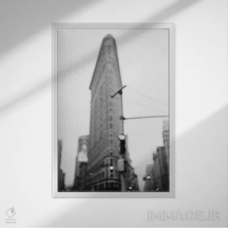 تابلو نیویورک بارانی سه اثر بثانی یانگ - نمای قابدار سفید