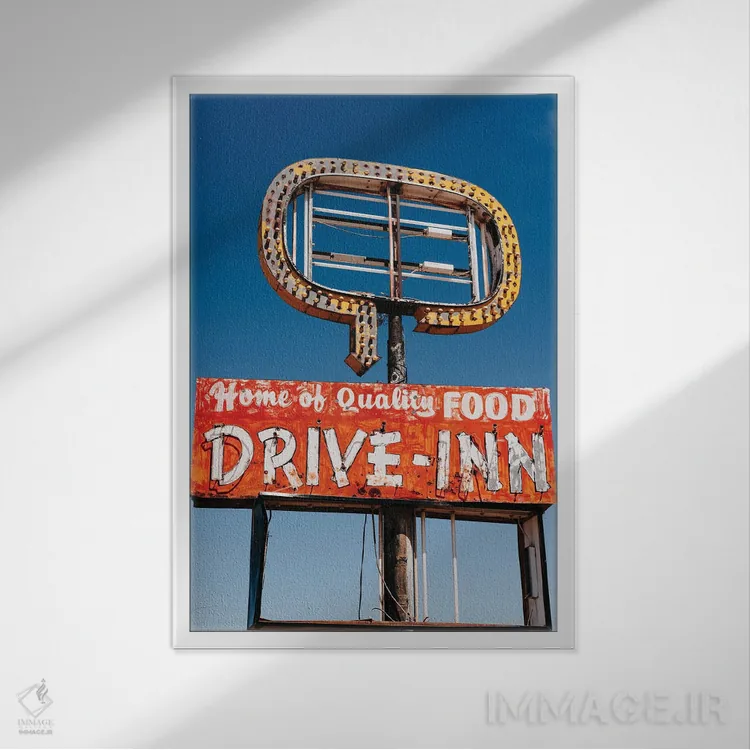 تابلو سینمای ماشینرو نیومکزیکو اثر بثانی یانگ - نمای قابدار سفید