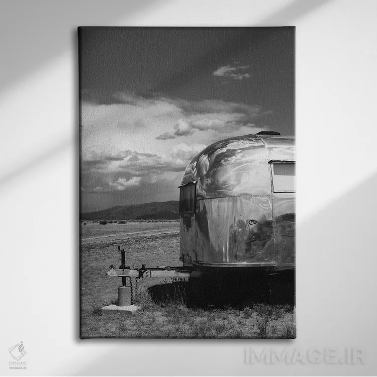 تابلو تریلر ایرستریم نیومکزیکو ۵ اثر بثانی یانگ - نمای روبهرو روی دیوار