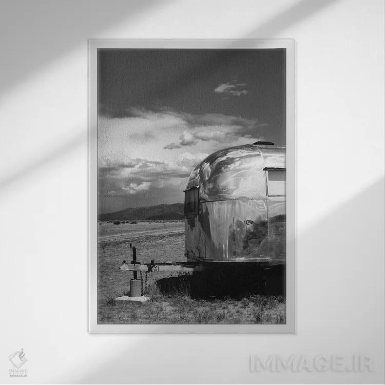 تابلو تریلر ایرستریم نیومکزیکو ۵ اثر بثانی یانگ - نمای قابدار سفید