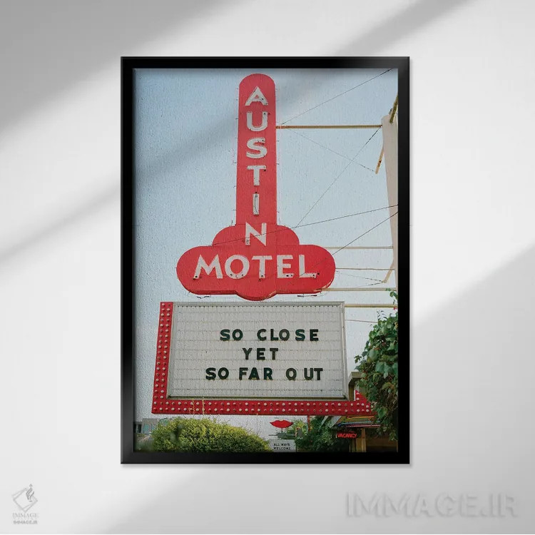 تابلو متل آستین ۳ روی نگاتیو اثر بثانی یانگ - نمای قابدار مشکی