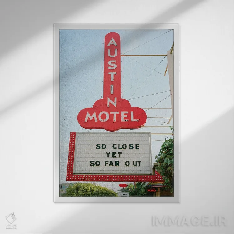 تابلو متل آستین ۳ روی نگاتیو اثر بثانی یانگ - نمای قابدار سفید