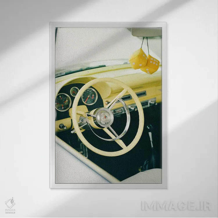 تابلو خودروی کلاسیک ۶ اثر بثانی یانگ - نمای قابدار سفید