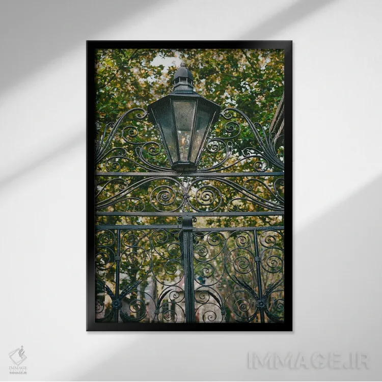 تابلو معماری چارلستون ۶ روی نگاتیو اثر بثانی یانگ - نمای قابدار مشکی