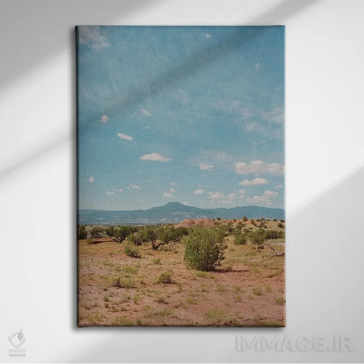 تابلو مزرعه اشباح ۳ اثر بثانی یانگ - نمای روبهرو روی دیوار