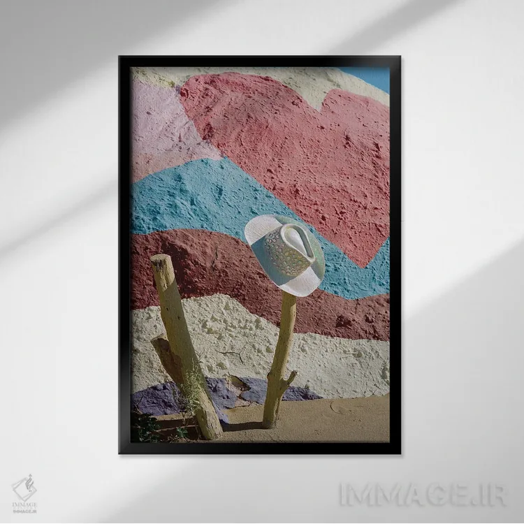 تابلو دختر گاوچران صحرا شماره دو اثر بثانی یانگ - نمای قابدار مشکی