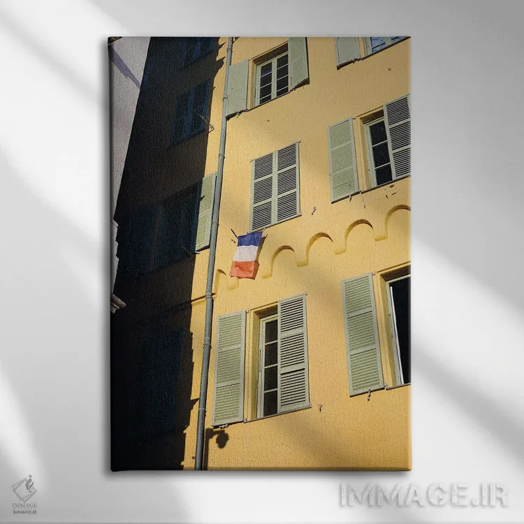 تابلو نیس فرانسه شماره هجده اثر بثانی یانگ - نمای روبهرو روی دیوار