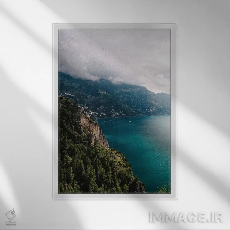 تابلو جاده ساحلی آمالفی شماره پنج اثر بثانی یانگ - نمای قابدار سفید