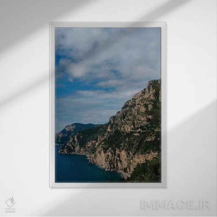 تابلو جاده ساحلی آمالفی شماره ده اثر بثانی یانگ - نمای قابدار سفید