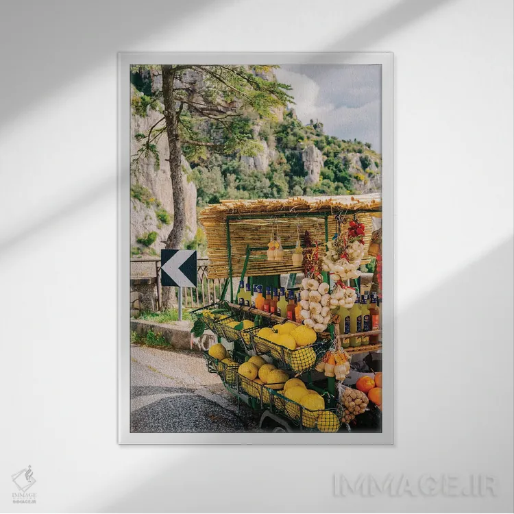 تابلو جاده ساحلی آمالفی شماره پانزده اثر بثانی یانگ - نمای قابدار سفید