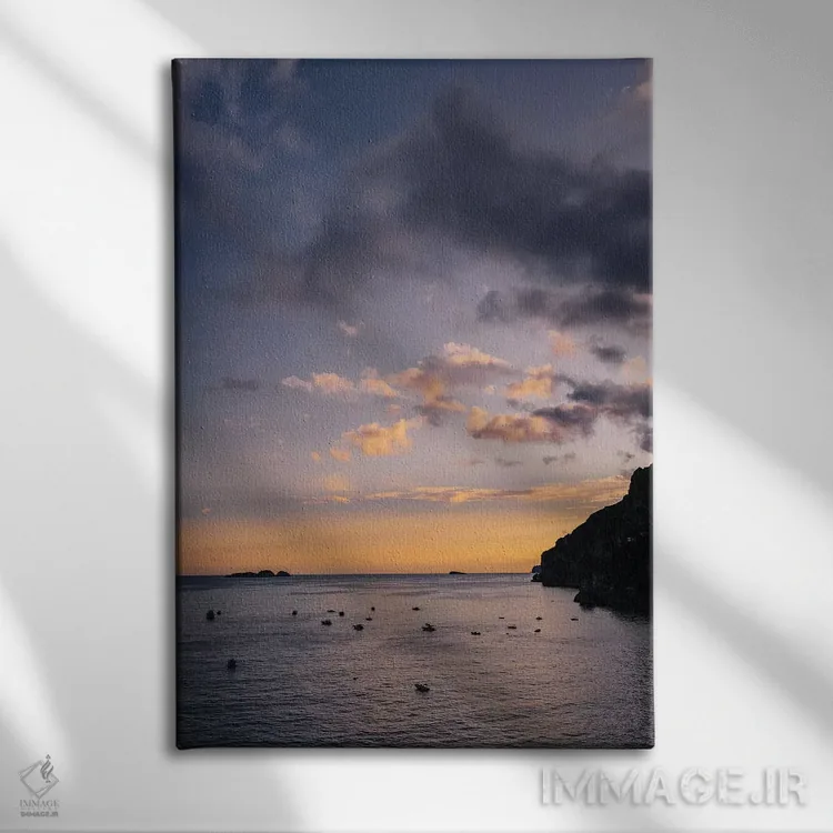 تابلو غروب ساحل آمالفی شماره دو اثر بثانی یانگ - نمای روبهرو روی دیوار