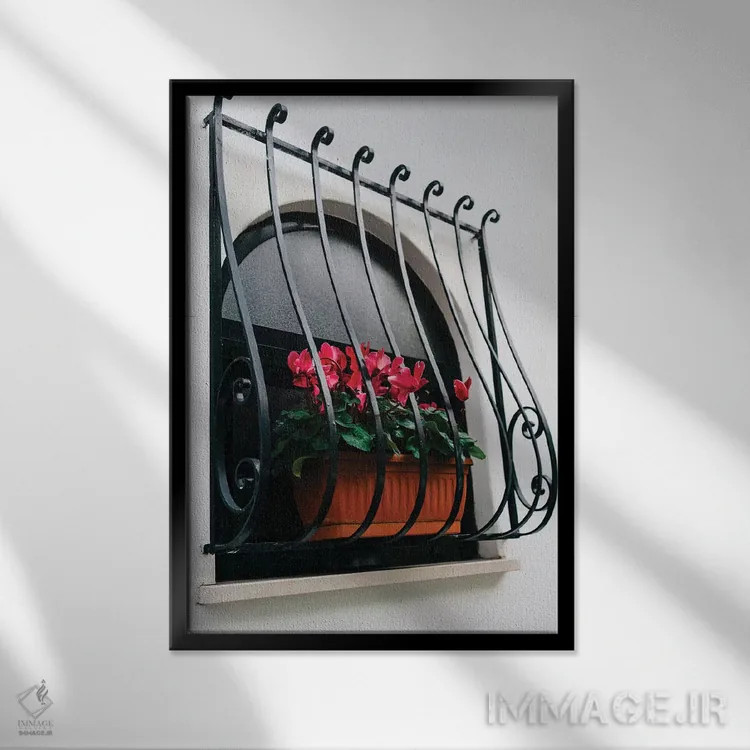 تابلو شکوفههای پوزیتانو شماره سه اثر بثانی یانگ - نمای قابدار مشکی