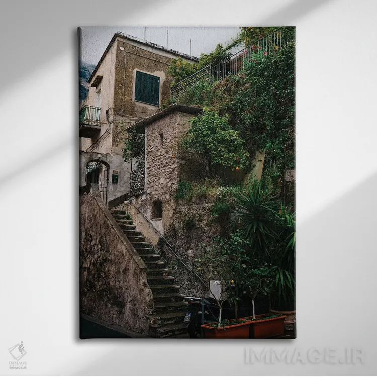 تابلو پوزیتانوی بارانی سه اثر بثانی یانگ - نمای روبهرو روی دیوار