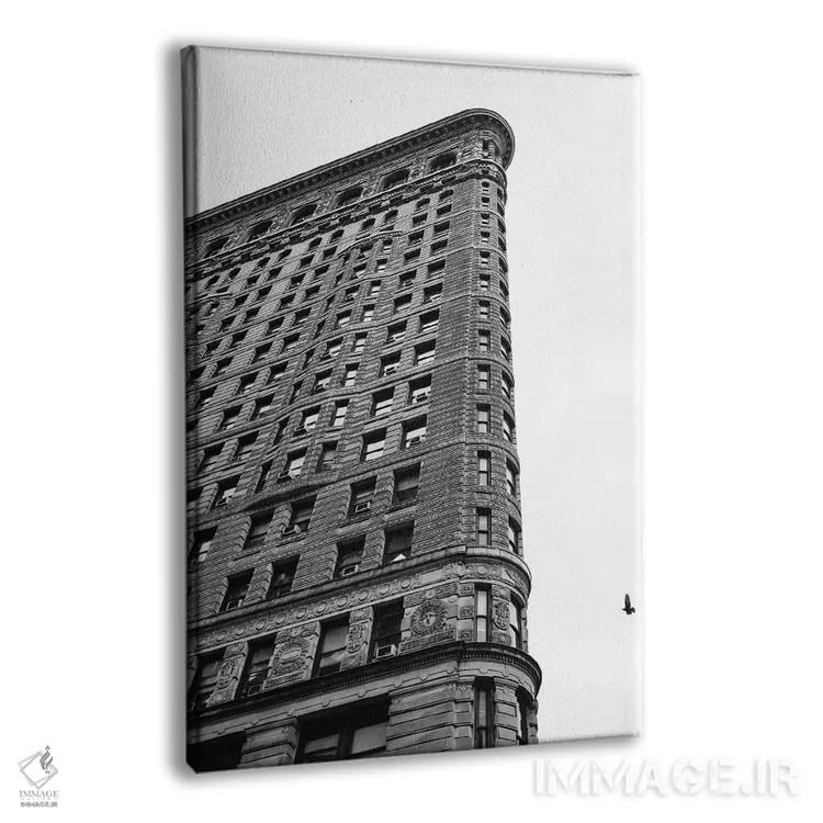 تابلو روز بارانی در فلتآیرون سه اثر بثانی یانگ - نمای پرسپکتیو محصول