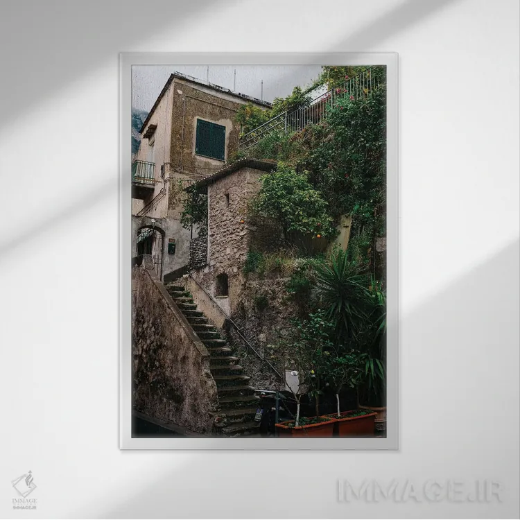 تابلو پوزیتانوی بارانی سه اثر بثانی یانگ - نمای قابدار سفید