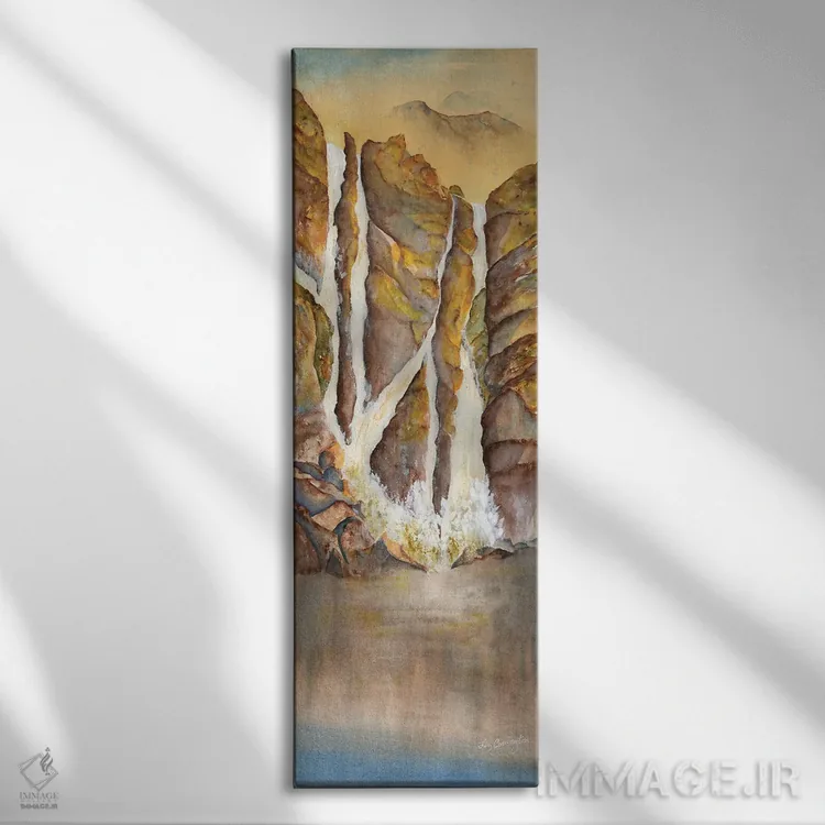تابلو آبشار طلایی اثر لیز کاوینگتون - نمای روبهرو روی دیوار