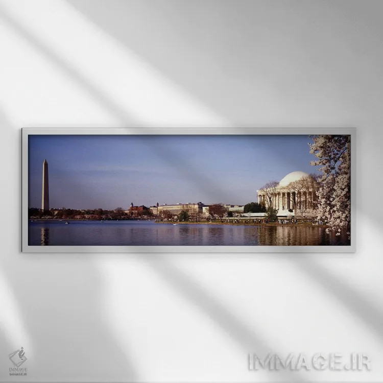 تابلو Washington DC, Washington Monument and Jefferson Memorial, Tourists outside the memorial,آمریکا، واشنگتن دیسی، بنای یادبود واشنگتن و یادمان جفرسون، گردشگران بیرون یادمان اثر پانورامیک ایمجز (استودیو عکاسی عریض) - نمای قابدار سفید