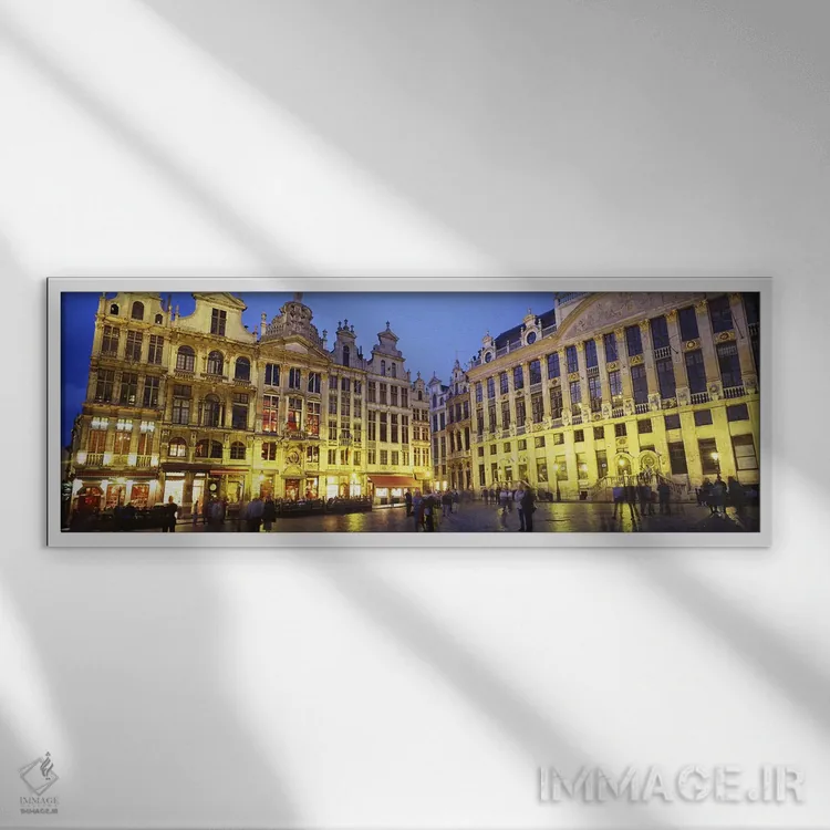 تابلو Brussels, Belgium,میدان گرند پلاس (گروته مارکت) در شب، بروکسل، بلژیک اثر پانورامیک ایمجز (استودیو عکاسی عریض) - نمای قابدار سفید