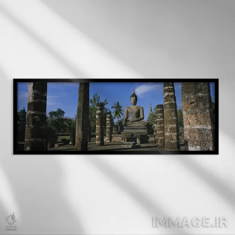 تابلو Sukhothai, Thailand,مجسمه بودا در معبد، وات مهاتات، سوخوتای، تایلند اثر پانورامیک ایمجز (استودیو عکاسی عریض) - نمای قابدار مشکی