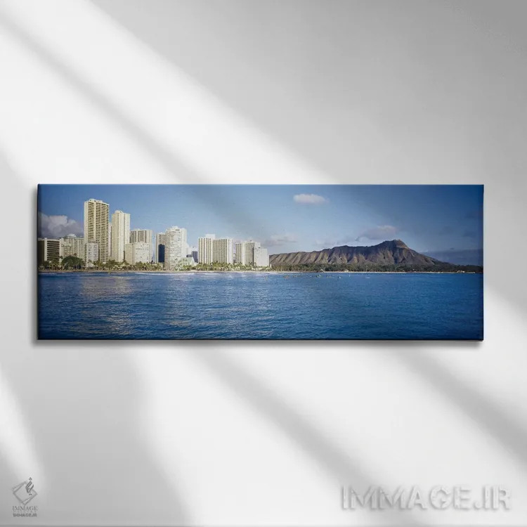 تابلو Honolulu, Oahu, Hawaii, USA,ساختمانهای کنار آب با کوه آتشفشانی در پسزمینه، هونولولو، اوآهو، هاوایی، آمریکا اثر پانورامیک ایمجز (استودیو عکاسی عریض) - نمای روبهرو روی دیوار