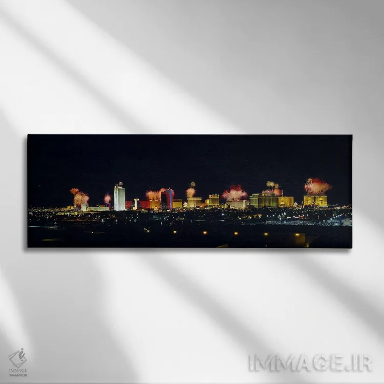 تابلو Las Vegas, Nevada, USA #3,ساختمانهای روشن در شب، لاسوگاس، نوادا، آمریکا (شماره ۳) اثر پانورامیک ایمجز (استودیو عکاسی عریض) - نمای روبهرو روی دیوار