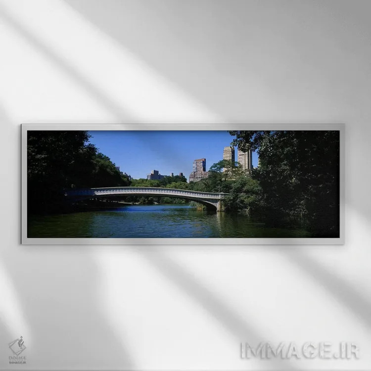 تابلو Manhattan, NYC, New York City, New York State, USA,پل بو بر فراز یک دریاچه، منهتن، نیویورک، ایالات متحده اثر پانورامیک ایمجز (استودیو عکاسی عریض) - نمای قابدار سفید