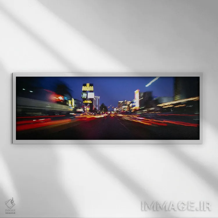 تابلو Las Vegas, Nevada, USA #2,منطقه استریپ در غروب، لاس وگاس، نوادا، ایالات متحده (نمونه ۲) اثر پانورامیک ایمجز (استودیو عکاسی عریض) - نمای قابدار سفید
