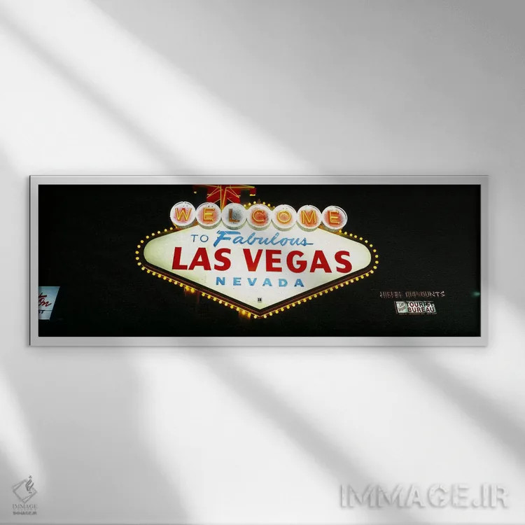 تابلو Las Vegas, Nevada, USA,نمای نزدیک تابلوی خوشآمد گویی، لاس وگاس، نوادا، ایالات متحده اثر پانورامیک ایمجز (استودیو عکاسی عریض) - نمای قابدار سفید