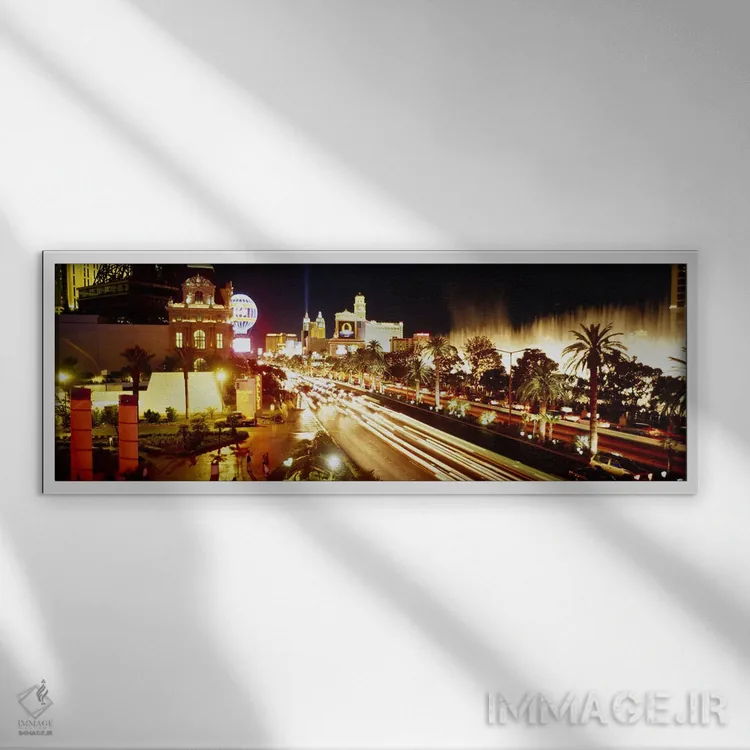 تابلو Las Vegas, Nevada, USA #2,ساختمانهای روشن در شب، لاس وگاس، نوادا، ایالات متحده (نمونه ۲) اثر پانورامیک ایمجز (استودیو عکاسی عریض) - نمای قابدار سفید