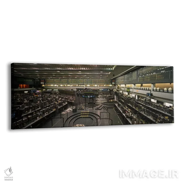 تابلو Chicago Mercantile Exchange, Chicago, Illinois, USA,محوطههای خالی پس از پایان ساعات معاملاتی، بورس کالای شیکاگو، شیکاگو، ایلینوی، آمریکا اثر پانورامیک ایمجز (استودیو عکاسی عریض) - نمای پرسپکتیو محصول