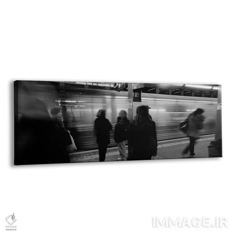 تابلو Times Square Subway Station, New York City, New York, USA,نمای تار از حرکت، ایستگاه متروی تایمز اسکوئر، نیویورک، آمریکا اثر پانورامیک ایمجز (استودیو عکاسی عریض) - نمای پرسپکتیو محصول