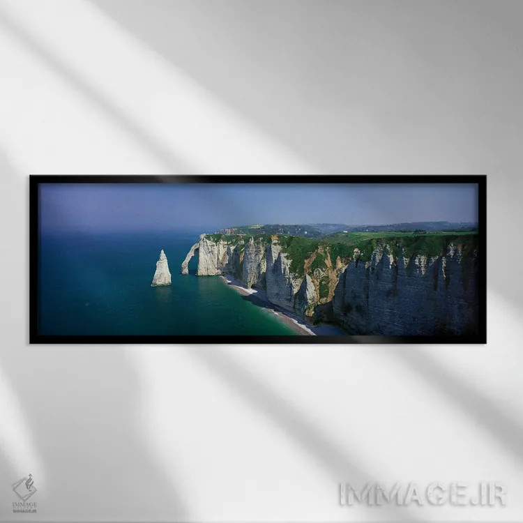 تابلو Etretat, Normandy, France,منظره ساحلی اِترِتا، نرماندی، فرانسه اثر پانورامیک ایمجز (استودیو عکاسی عریض) - نمای قابدار مشکی