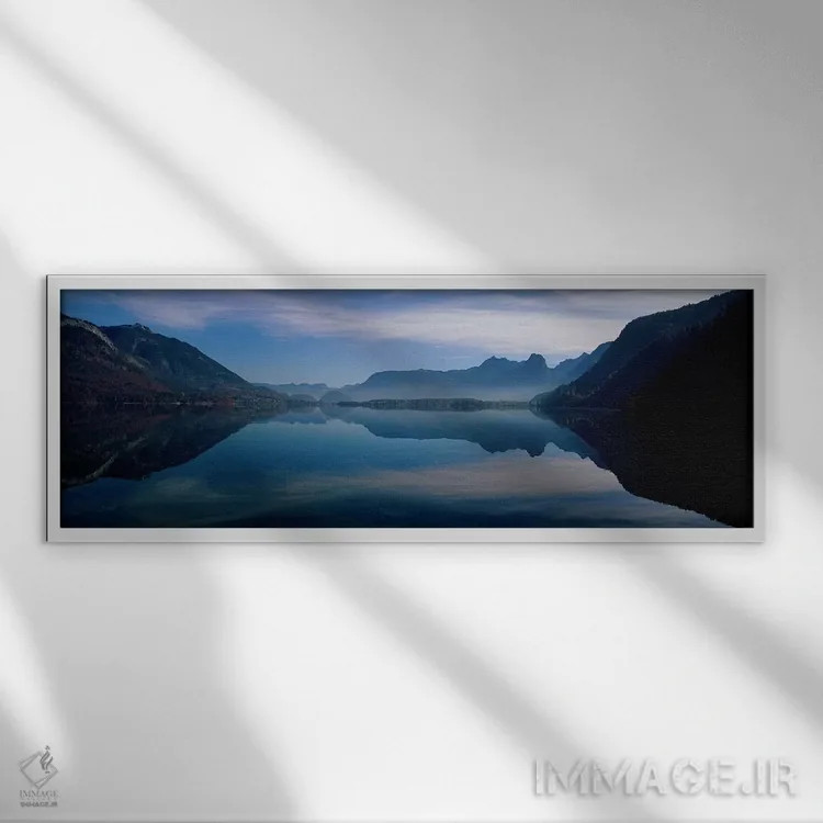 تابلو دریاچه وولفگانگزی و آلپها، سالزکامرگوت اتریش اثر پانورامیک ایمجز (استودیو عکاسی عریض) - نمای قابدار سفید
