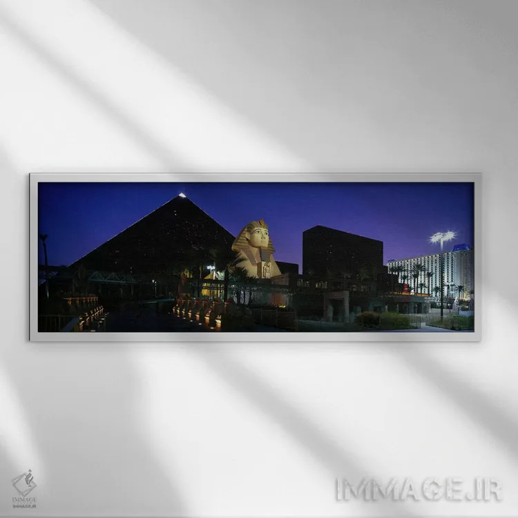 تابلو هتل لوکسور، لاس وگاس، نوادا، آمریکا اثر پانورامیک ایمجز (استودیو عکاسی عریض) - نمای قابدار سفید