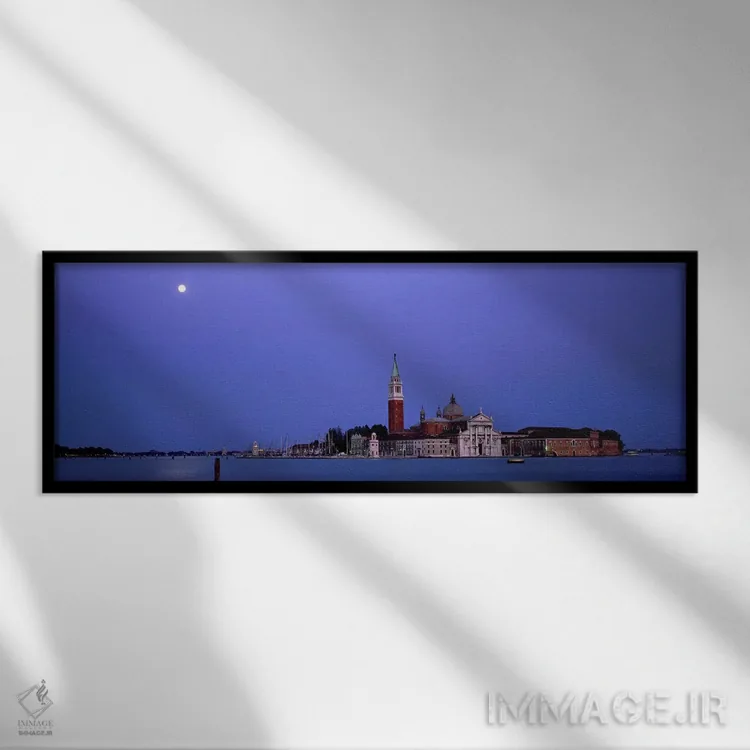 تابلو ماه بالای کلیسای سن جورجو ماجوره، ونیز ایتالیا اثر پانورامیک ایمجز (استودیو عکاسی عریض) - نمای قابدار مشکی