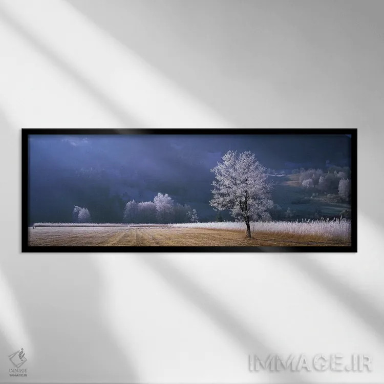 تابلو Tyrol, Austria,صبح یخبندان در روستا، تیرول، اتریش اثر پانورامیک ایمجز (استودیو عکاسی عریض) - نمای قابدار مشکی