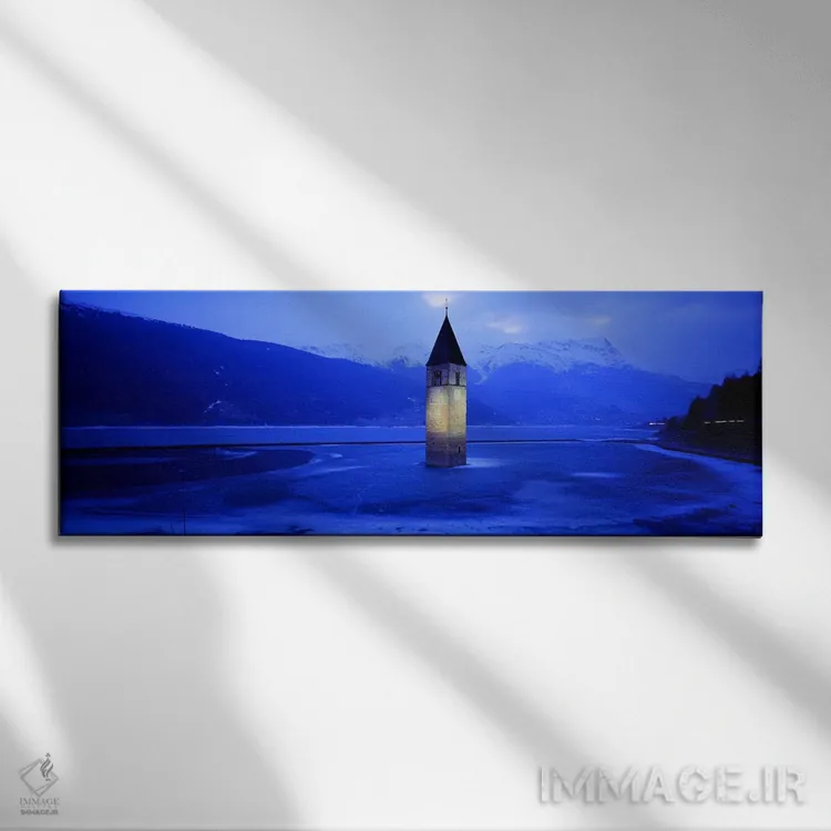 تابلو Lago di Resia, South Tyrol, Italy,برج ناقوس کمپانیله دی کورون در زمستان، دریاچه رِزیا، تیرول جنوبی، ایتالیا اثر پانورامیک ایمجز (استودیو عکاسی عریض) - نمای روبهرو روی دیوار