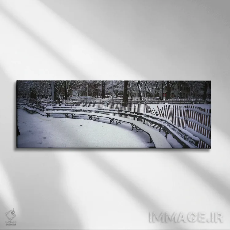 تابلو Washington Square Park, Manhattan, New York City, New York State, USA,نیمکتهای برفی در پارک، پارک واشنگتن اسکوئر، منهتن، نیویورک اثر پانورامیک ایمجز (استودیو عکاسی عریض) - نمای روبهرو روی دیوار