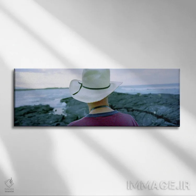 تابلو مردی با کلاه حصیری، جزایر گالاپاگوس، اکوادور اثر پانورامیک ایمجز (استودیو عکاسی عریض) - نمای روبهرو روی دیوار