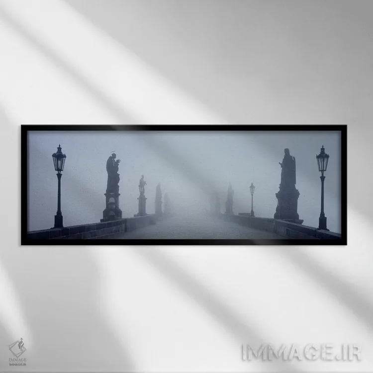 تابلو پل چارلز در مه، پراگ، جمهوری چک اثر پانورامیک ایمجز (استودیو عکاسی عریض) - نمای قابدار مشکی