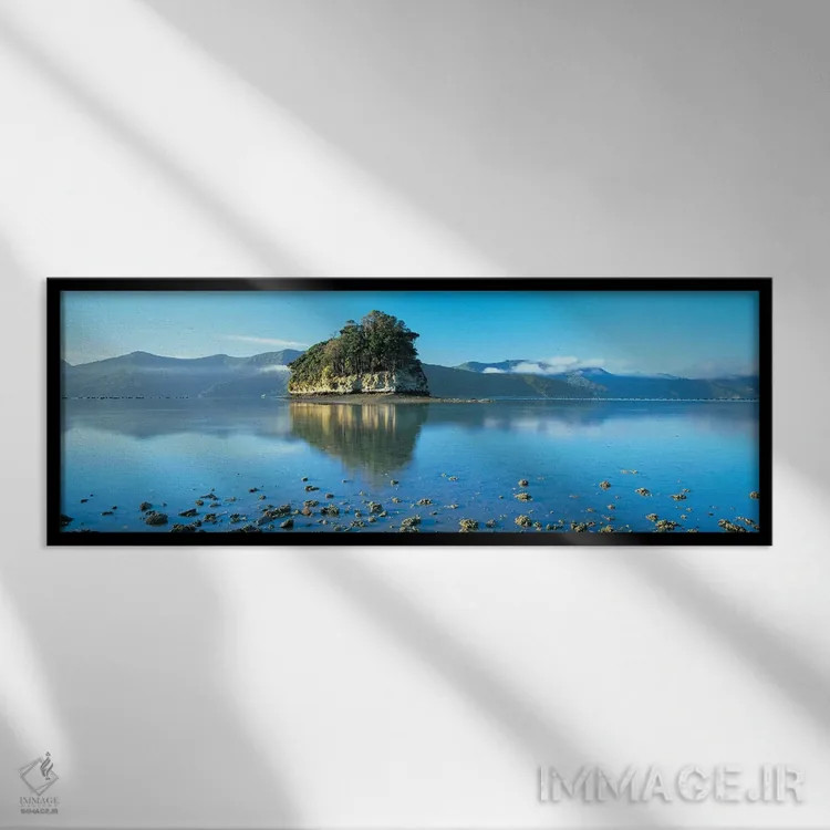 تابلو Marlborough Sounds, South Island, New Zealand,جزیره جنگلی، صداهای مارلبرو، جزیره جنوبی، نیوزیلند اثر پانورامیک ایمجز (استودیو عکاسی عریض) - نمای قابدار مشکی