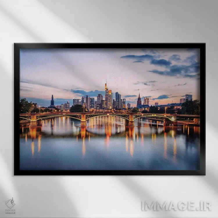تابلو فرانکفورت اثر مانجیک پیکچرز (استودیو عکاسی یا فیلمسازی) - نمای قابدار مشکی