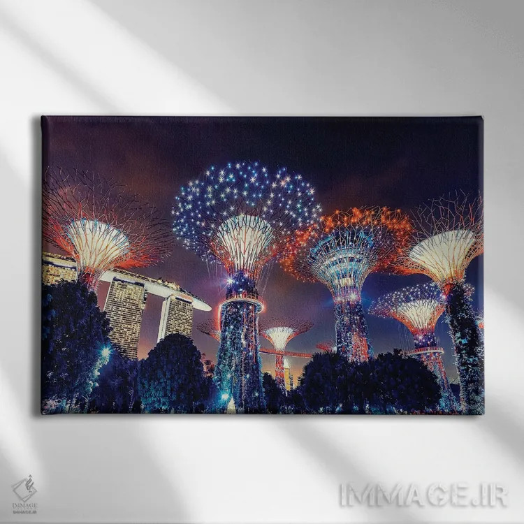تابلو سنگاپور در شب اثر مانجیک پیکچرز (استودیو عکاسی یا فیلمسازی) - نمای روبهرو روی دیوار